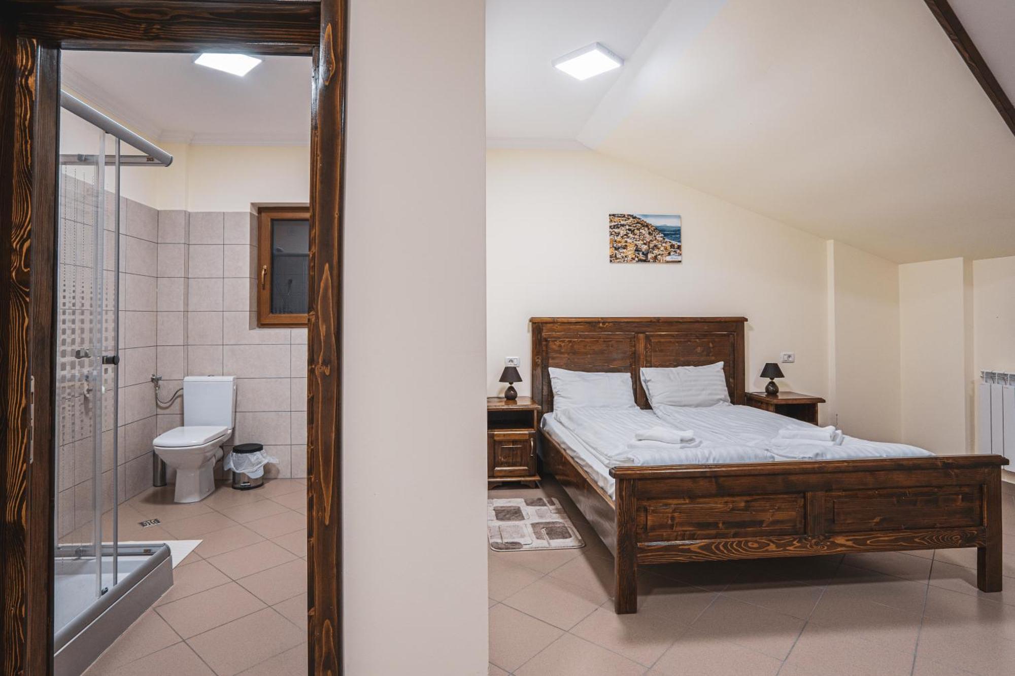 Hotel Rabbit Bran Moieciu de Jos Luaran gambar