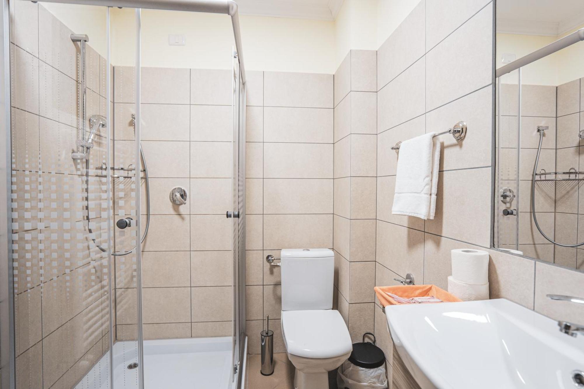 Hotel Rabbit Bran Moieciu de Jos Luaran gambar