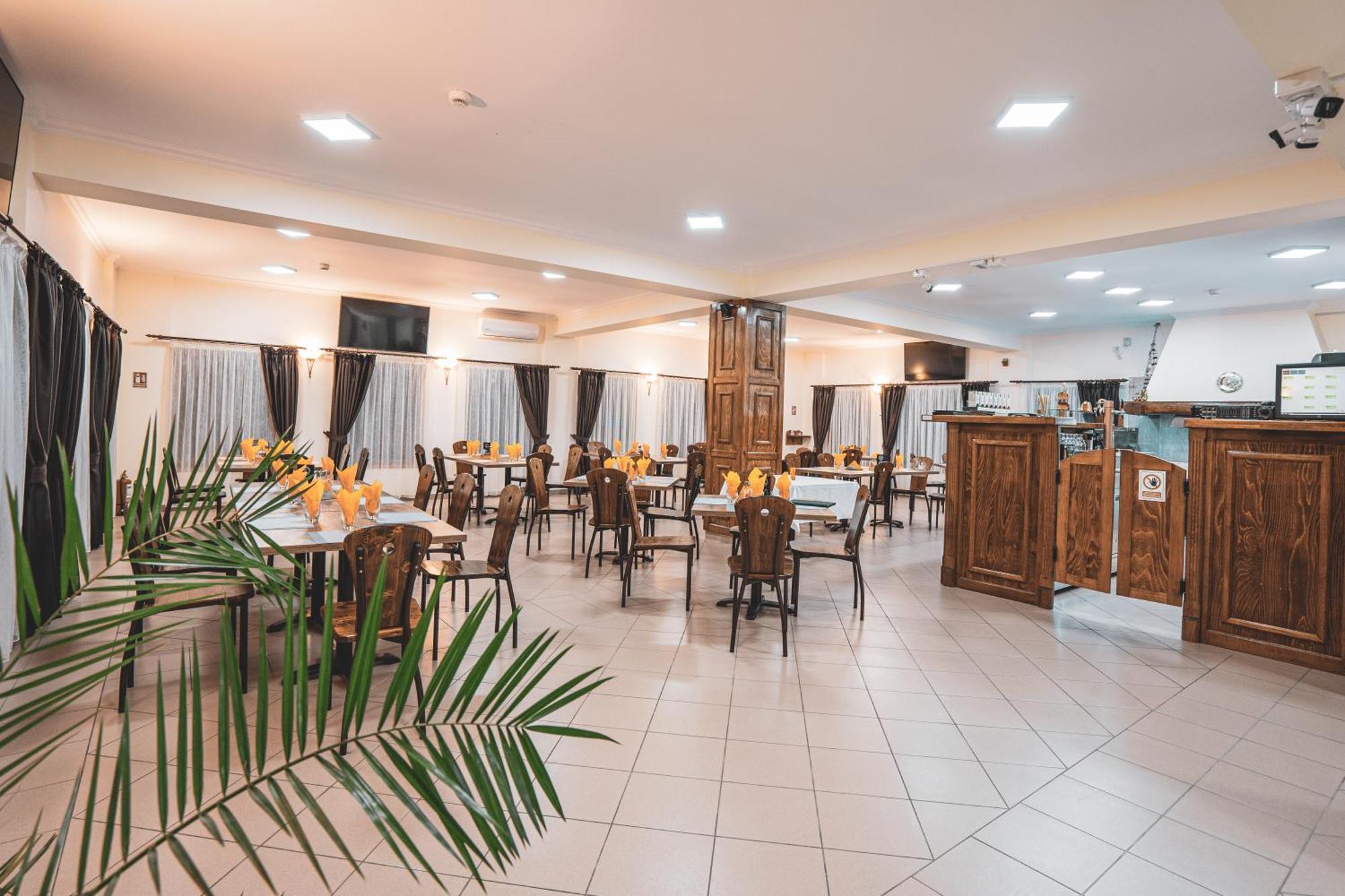 Hotel Rabbit Bran Moieciu de Jos Luaran gambar