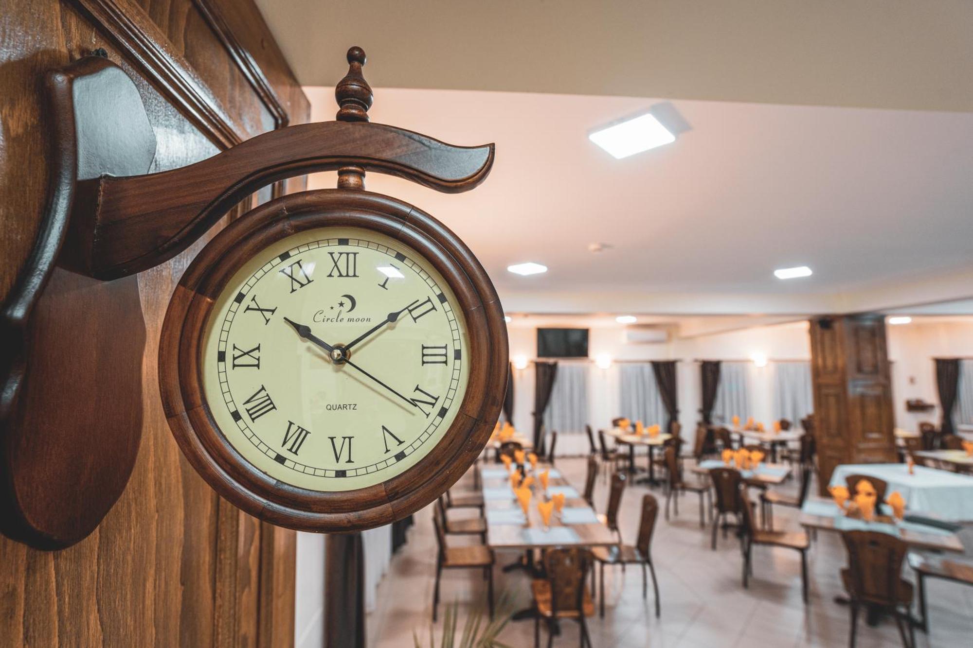 Hotel Rabbit Bran Moieciu de Jos Luaran gambar