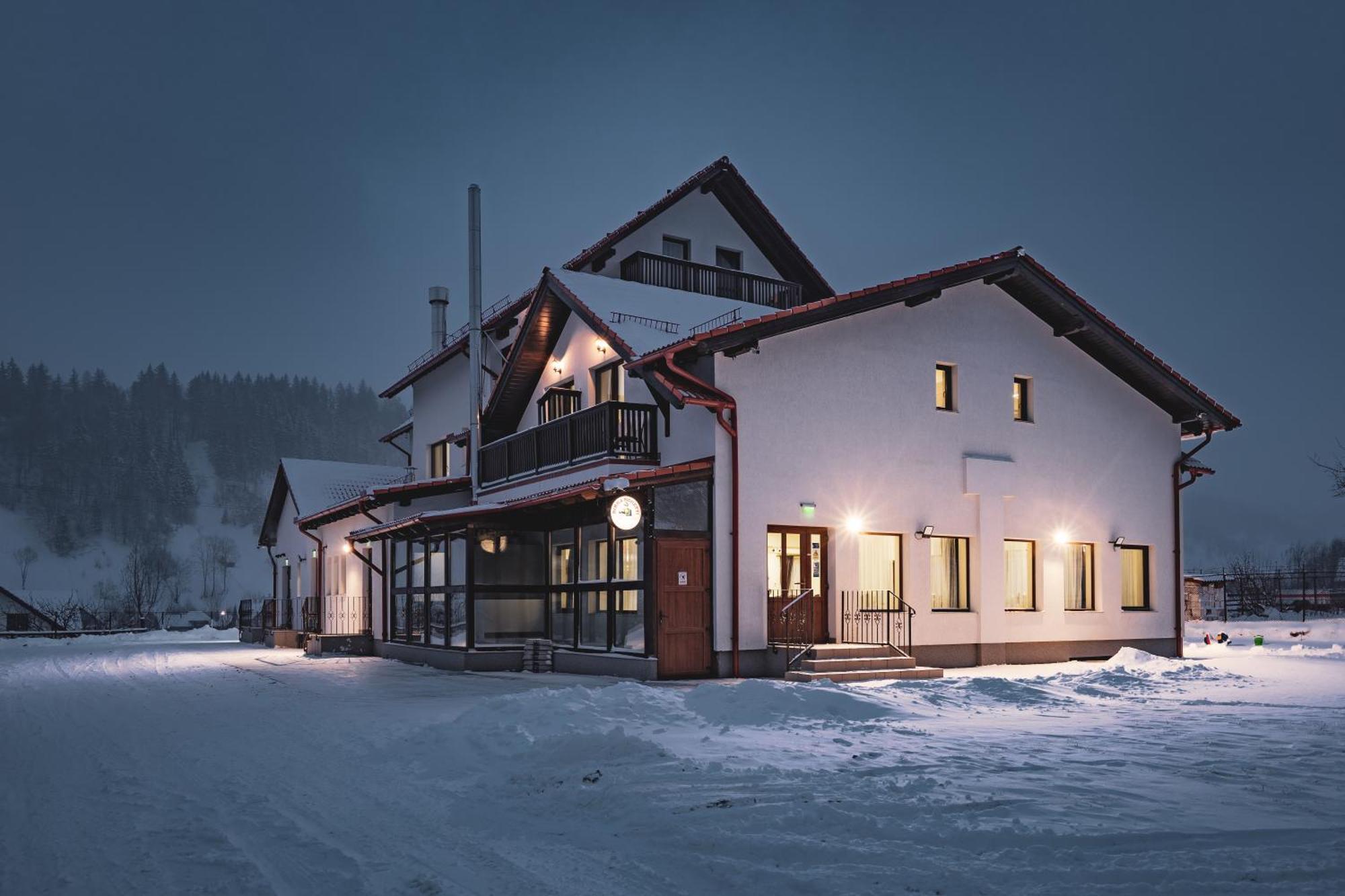 Hotel Rabbit Bran Moieciu de Jos Luaran gambar