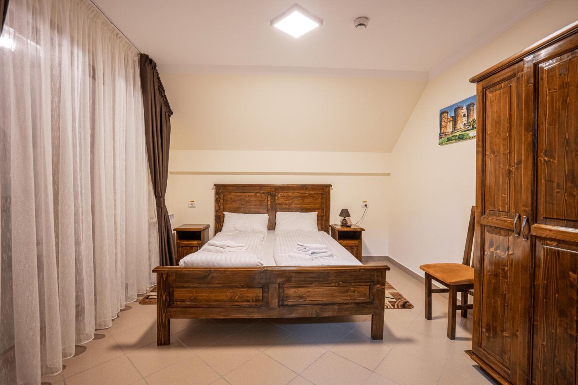 Hotel Rabbit Bran Moieciu de Jos Luaran gambar