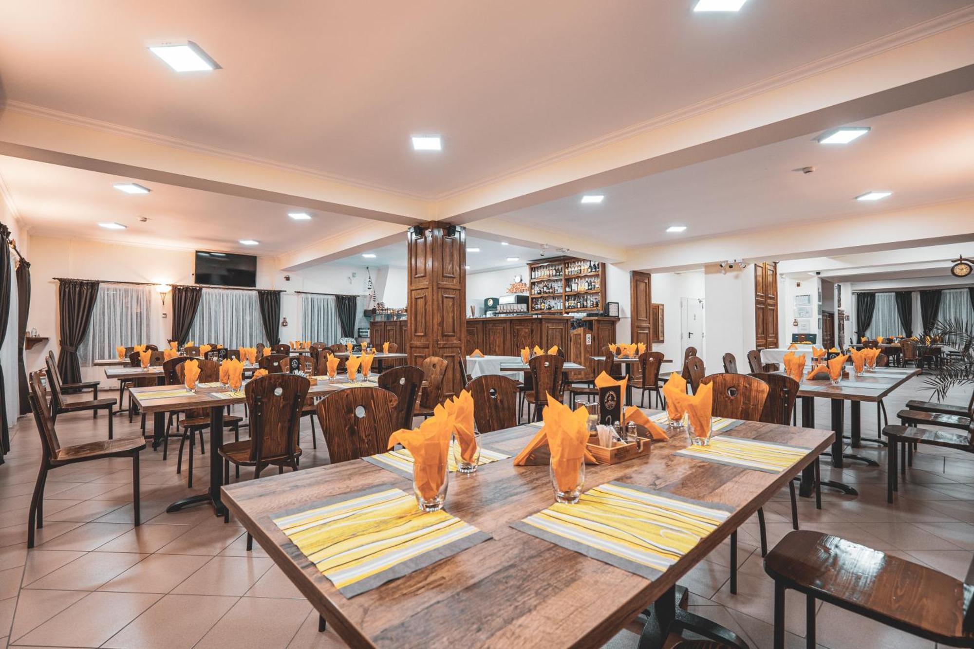 Hotel Rabbit Bran Moieciu de Jos Luaran gambar