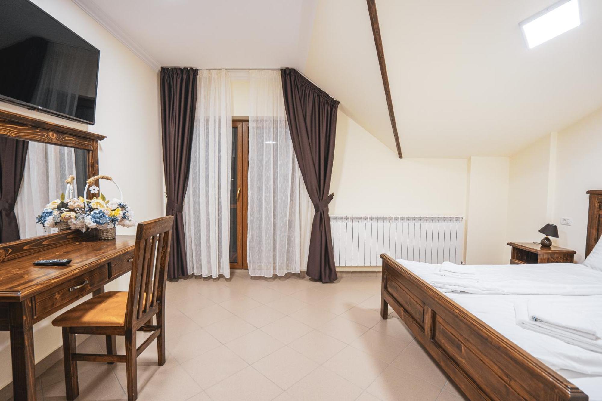 Hotel Rabbit Bran Moieciu de Jos Luaran gambar