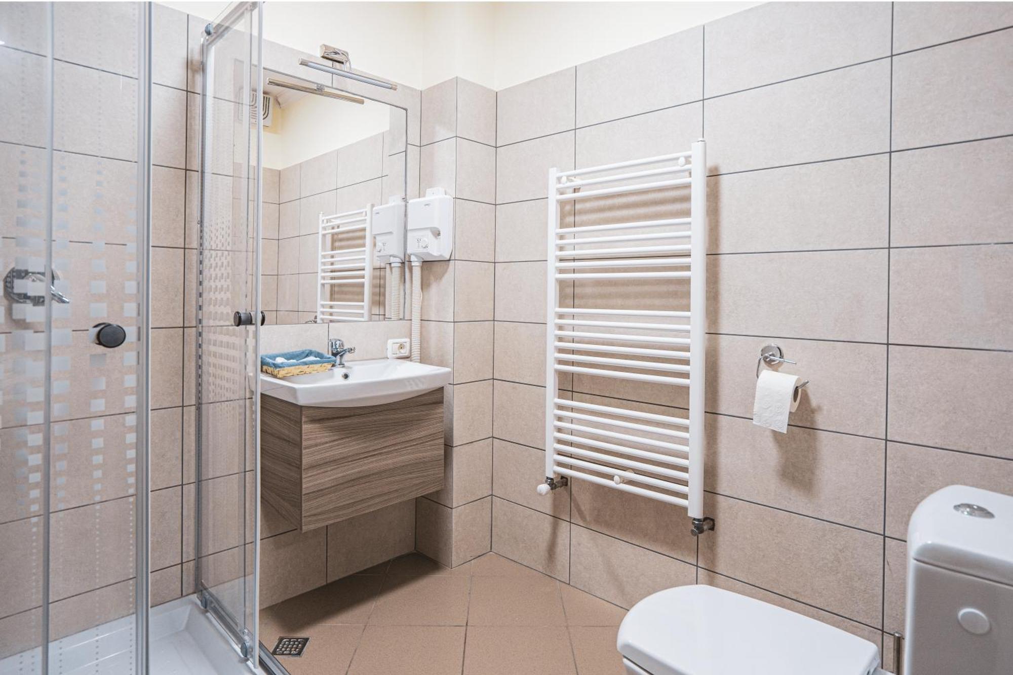Hotel Rabbit Bran Moieciu de Jos Luaran gambar
